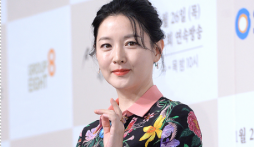 Nhan sắc không tì vết 'Nàng Dae Jang Geum' Lee Young Ae ở tuổi 46
