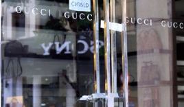Vụ 'buôn hàng hiệu Gucci': Truy tố hai cán bộ hải quan