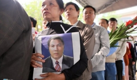 Những hình ảnh nghẹn ngào trong lễ truy điệu ông Nguyễn Bá Thanh