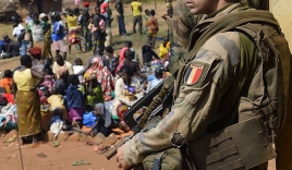 Lính Liên Hợp Quốc bị tố lạm dụng tình dục hàng trăm trẻ em gái