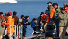 Cứu được 2.000 người di cư giữa Địa Trung Hải chỉ trong một ngày
