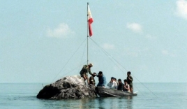 Trung Quốc bất ngờ để ngư dân Philippines trở lại bãi cạn Scarborough 