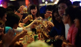 Bộ Y tế đề xuất cấm bán rượu bia ở quán karaoke trong giờ làm việc