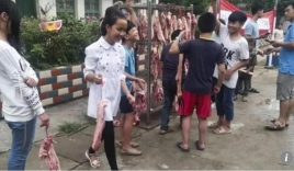 Vừa cảm động vừa thực tế: Học sinh giỏi ở Trung Quốc được nhà trường thưởng 600g thịt lợn