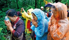 Tướng Thái Lan tiết lộ đã làm lễ cầu xin Thần Mưa cho thêm 3 ngày để giải cứu đội bóng
