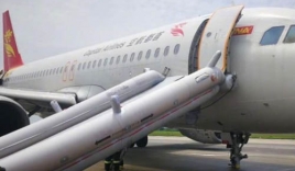 Máy bay chở khách Trung Quốc hạ cánh khẩn cấp vì mất hai bánh xe