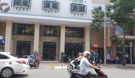Người đàn ông ngoại quốc rơi từ khách sạn xuống đất tử vong ở Sài Gòn