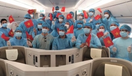 Vietnam Airlines miễn phí vé cho bác sĩ, y tá làm nhiệm vụ chống dịch Covid-19