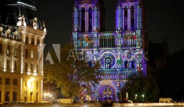 Quá khứ đầy biến cố của Nhà thờ Đức Bà Paris