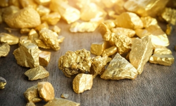 Giá vàng bất ngờ leo đỉnh, vượt ngưỡng 48,6 triệu đồng/lượng vào chiều nay
