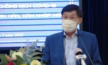 Bố chồng Hà Tăng nói về quyết định đưa con gái nhiễm Covid-19 về nước