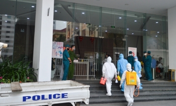 Khoa Cấp cứu, Bệnh viện Hữu nghị và một tòa chung cư ở Thanh Xuân được phong tỏa