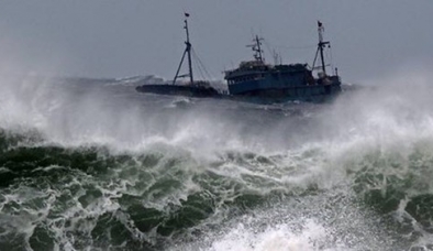 Tin bão số 2: Bão Linfa giật cấp 11, sóng biển cao 5m trên biển Đông