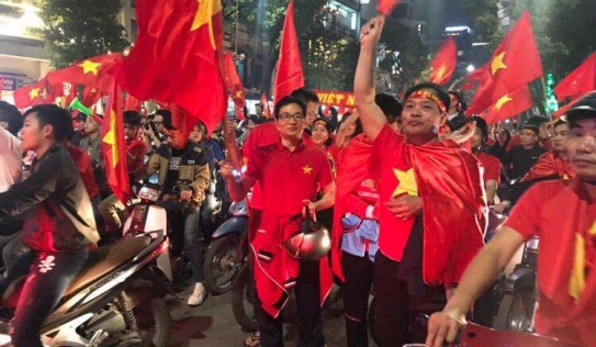 U23 Việt Nam lập kỳ tích: Thủ tướng 'lâng lâng', Phó thủ tướng xuống đường ăn mừng