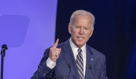 Joe Biden huy động được 6,3 triệu USD trong ngày đầu tranh cử