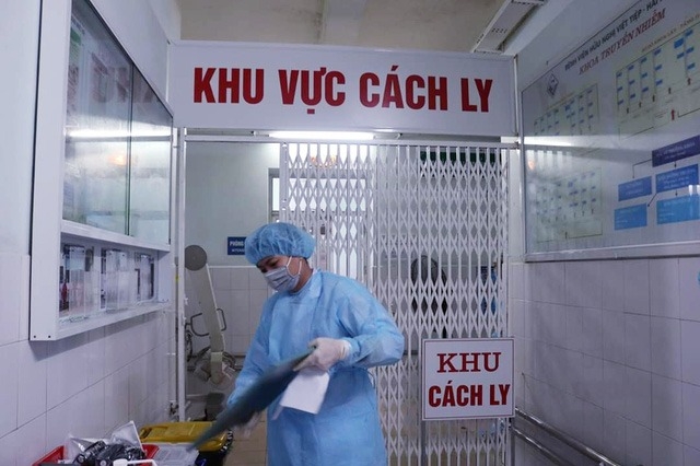 Thêm 4 ca Covid-19, Việt Nam có tổng cộng 590 người nhiễm 1