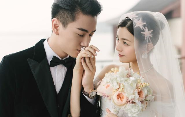 Trần Nghiên Hy có thái độ bất ngờ giữa tin đồn ly hôn với Trần Hiểu marry