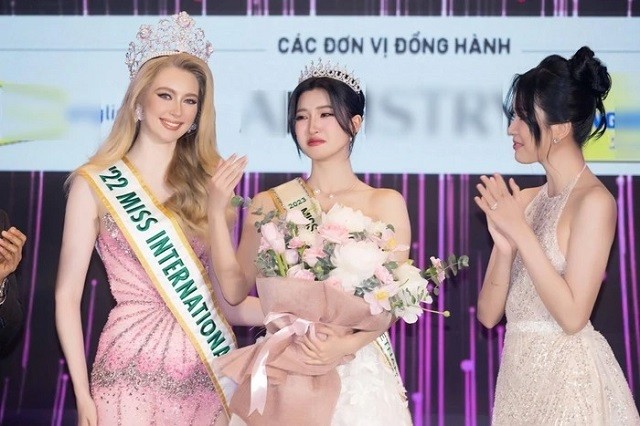 Gọi Á hậu Phương Nhi với danh xưng Miss International Vietnam là sai! Gọi Á hậu Phương Nhi với danh xưng Miss International Vietnam là sai!