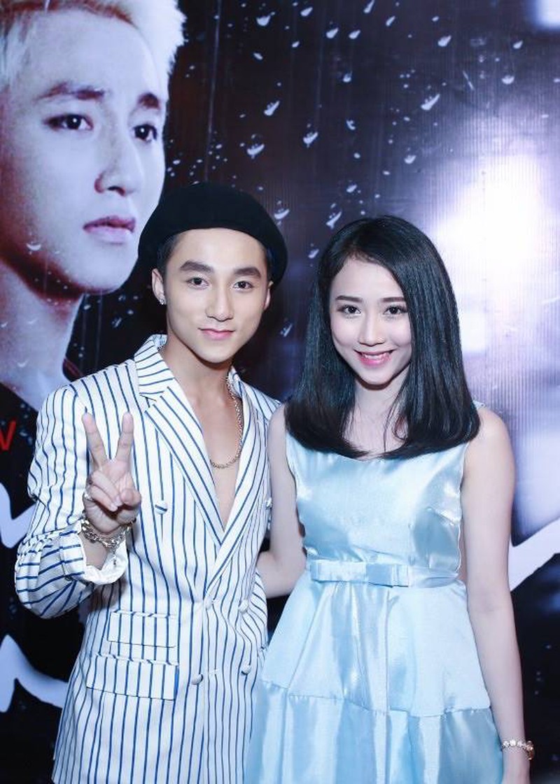 'Bạn gái' Sơn Tùng M-TP nhận tin nhắn đại gia mời chào với giá ngàn đô 2 'Bạn gái' Sơn Tùng M-TP nhận tin nhắn đại gia mời chào với giá ngàn đô 2