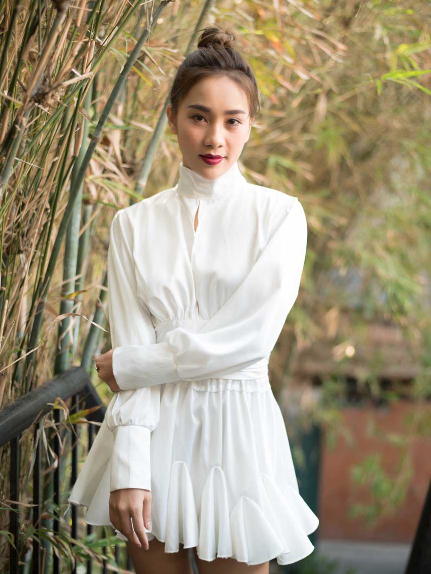 Chân dài không đội trời chung với chồng của bạn thân Hà Tăng phơi bày con người thật Trấn Thành 3 Chân dài không đội trời chung với chồng của bạn thân Hà Tăng phơi bày con người thật Trấn Thành 3