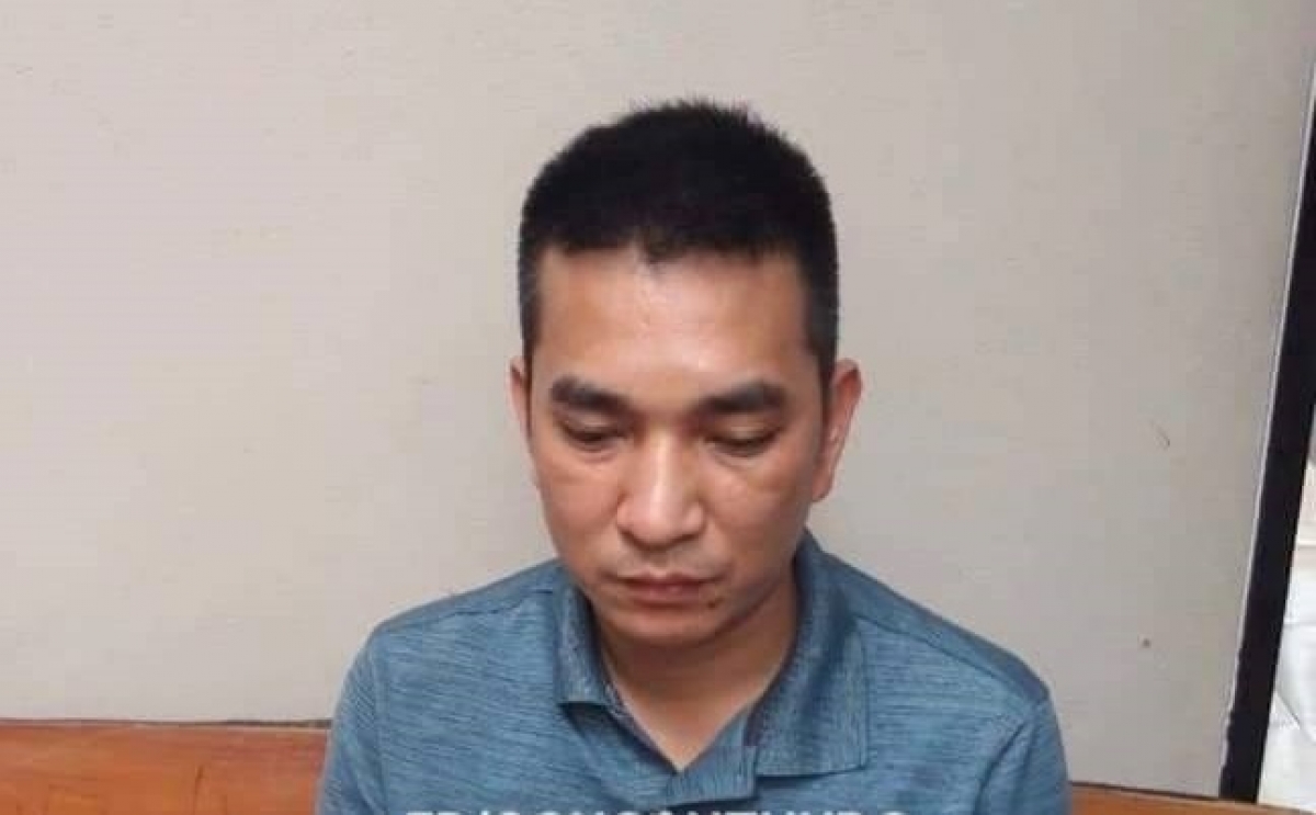 Tin tức pháp luật 24h: Hai đối tượng tổ chức mua bán thận giá hơn 1 tỷ đồng, Thanh niên giật lại tang vật đánh bạc 3 Tin tức pháp luật 24h: Hai đối tượng tổ chức mua bán thận giá hơn 1 tỷ đồng, Thanh niên giật lại tang vật đánh bạc 3
