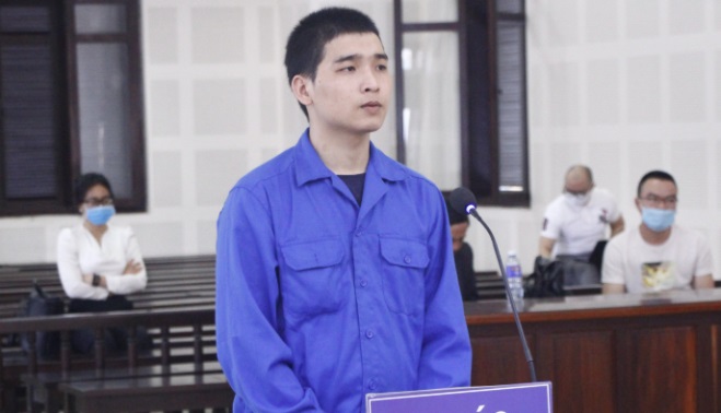 Tin tức pháp luật 24h: Bắt nhóm 'chuyên gia phân tích số lô đề', Tin mới vụ phạm nhân trốn trại 4 Tin tức pháp luật 24h: Bắt nhóm 'chuyên gia phân tích số lô đề', Tin mới vụ phạm nhân trốn trại 4