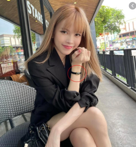 Không chịu thua Sơn Tùng, Thiều Bảo Trâm cũng 'thay lòng', tìm niềm vui mới 5 Không chịu thua Sơn Tùng, Thiều Bảo Trâm cũng 'thay lòng', tìm niềm vui mới 5