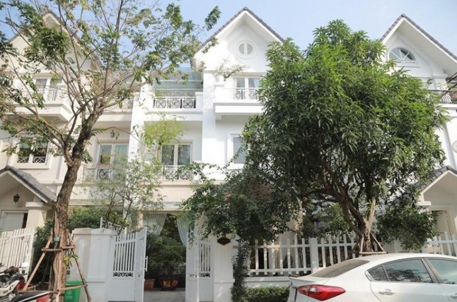 Đàn em thân cận được danh hài Hoài Linh ưu ái tự 'phơi bày' độ giàu có khủng khiếp của mình 2 Đàn em thân cận được danh hài Hoài Linh ưu ái tự 'phơi bày' độ giàu có khủng khiếp của mình 2