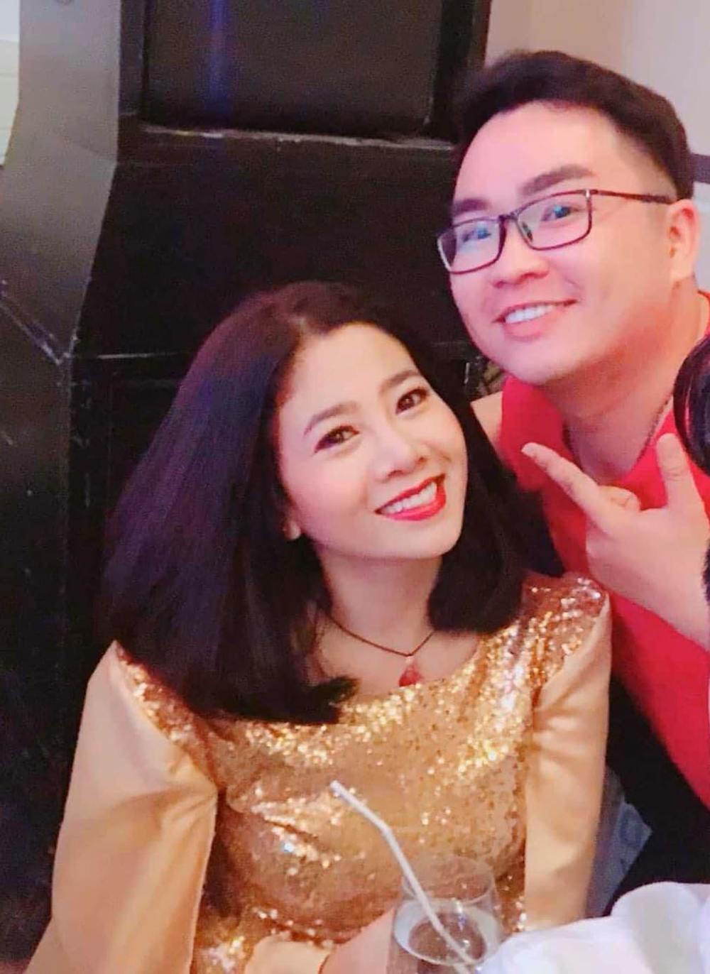 Bị 'đổ tiếng ác' với cháu, mẹ Mai Phương bức xúc lật bài ngửa với quản lý cũ của con gái 2 Bị 'đổ tiếng ác' với cháu, mẹ Mai Phương bức xúc lật bài ngửa với quản lý cũ của con gái 2