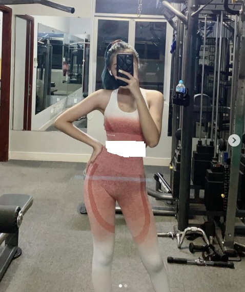 Vô tư tạo dáng, hotgirl 'trứng rán' Thanh Tâm 'muối mặt' vì chiếc quần 'phản chủ' 1 Vô tư tạo dáng, hotgirl 'trứng rán' Thanh Tâm 'muối mặt' vì chiếc quần 'phản chủ' 1