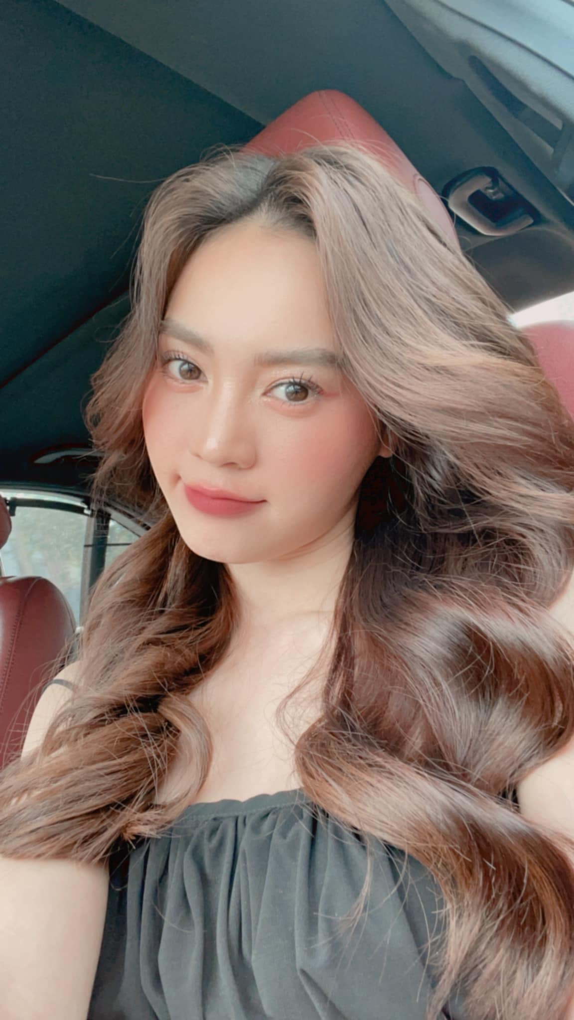 Ninh Dương Lan Ngọc khoe không gian phòng ngủ lãng mạn đón tuổi mới 5 Ninh Dương Lan Ngọc khoe không gian phòng ngủ lãng mạn đón tuổi mới 5