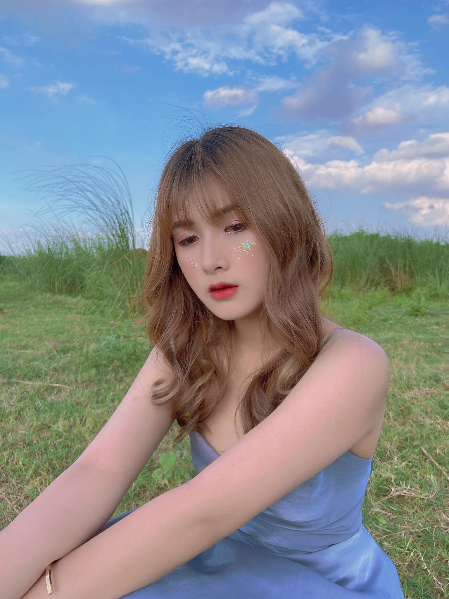 Vừa uất ức khóc nức nở trên livestream, hotgirl streamer Quỳnh Alee lại tuyên bố với thái độ bất cần - Ảnh 1 Vừa uất ức khóc nức nở trên livestream, hotgirl streamer Quỳnh Alee lại tuyên bố với thái độ bất cần - Ảnh 1