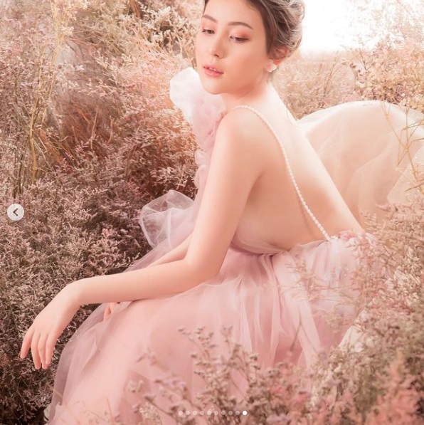 Hotgirl múp míp Sunna Nhật Anh khoe nhan sắc ngọt ngào trong bộ váy mỏng manh 5 Hotgirl múp míp Sunna Nhật Anh khoe nhan sắc ngọt ngào trong bộ váy mỏng manh 5