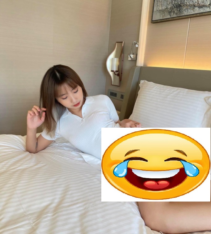 Những lần khoe ảnh chốn riêng tư của hotgirl Tiktok Lê Thị Khánh Huyền làm fan xao xuyến 4 Những lần khoe ảnh chốn riêng tư của hotgirl Tiktok Lê Thị Khánh Huyền làm fan xao xuyến 4