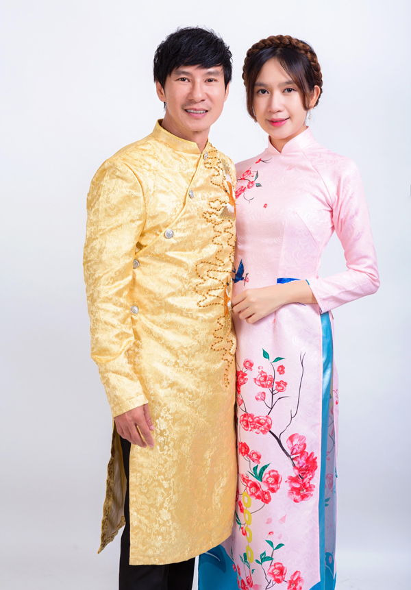 'Team qua đường' phơi bày nhan sắc thật của bà xã Lý Hải quay bằng camera thường 5 'Team qua đường' phơi bày nhan sắc thật của bà xã Lý Hải quay bằng camera thường 5