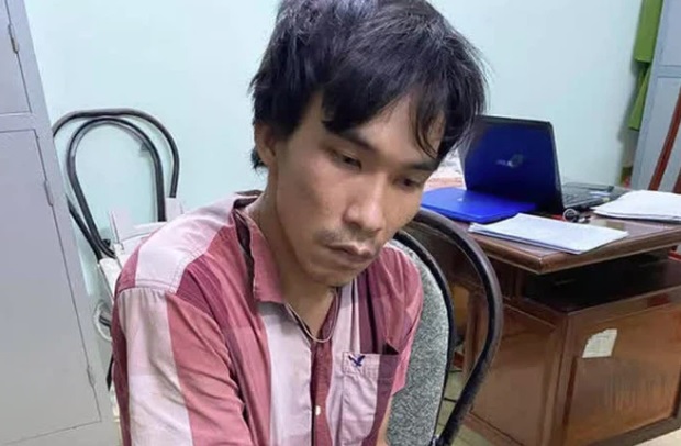 Tin tức pháp luật 24h: Truy đuổi 'cẩu tặc' như phim hành động, Bắt kẻ phá hơn 200 ngôi mộ 1 Tin tức pháp luật 24h: Truy đuổi 'cẩu tặc' như phim hành động, Bắt kẻ phá hơn 200 ngôi mộ 1