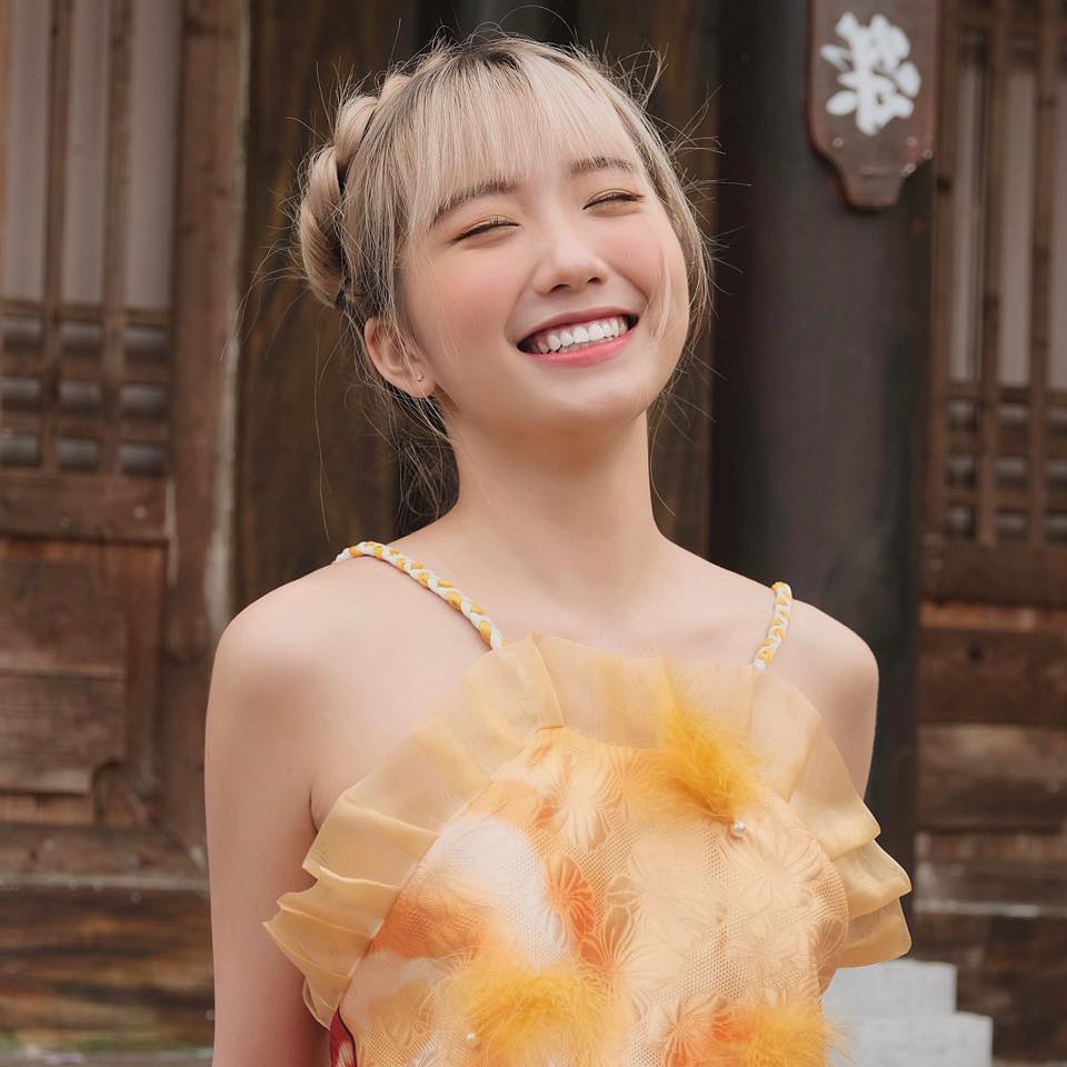 Hết học làm người lớn, hotgirl Tiktok 17 tuổi Lê Thị Khánh Huyền lại quay sang triết lý yêu đương 4 Hết học làm người lớn, hotgirl Tiktok 17 tuổi Lê Thị Khánh Huyền lại quay sang triết lý yêu đương 4