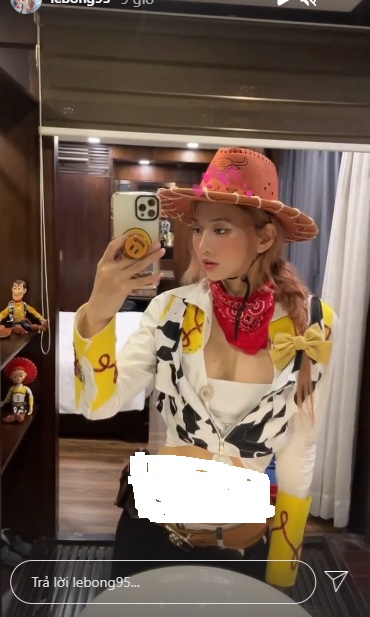 Hóa thành nữ cao bồi, hotgirl Tiktok Lê Bống khiến fan khó có thể rời mắt vì bộ trang phục thiếu vải 1 Hóa thành nữ cao bồi, hotgirl Tiktok Lê Bống khiến fan khó có thể rời mắt vì bộ trang phục thiếu vải 1