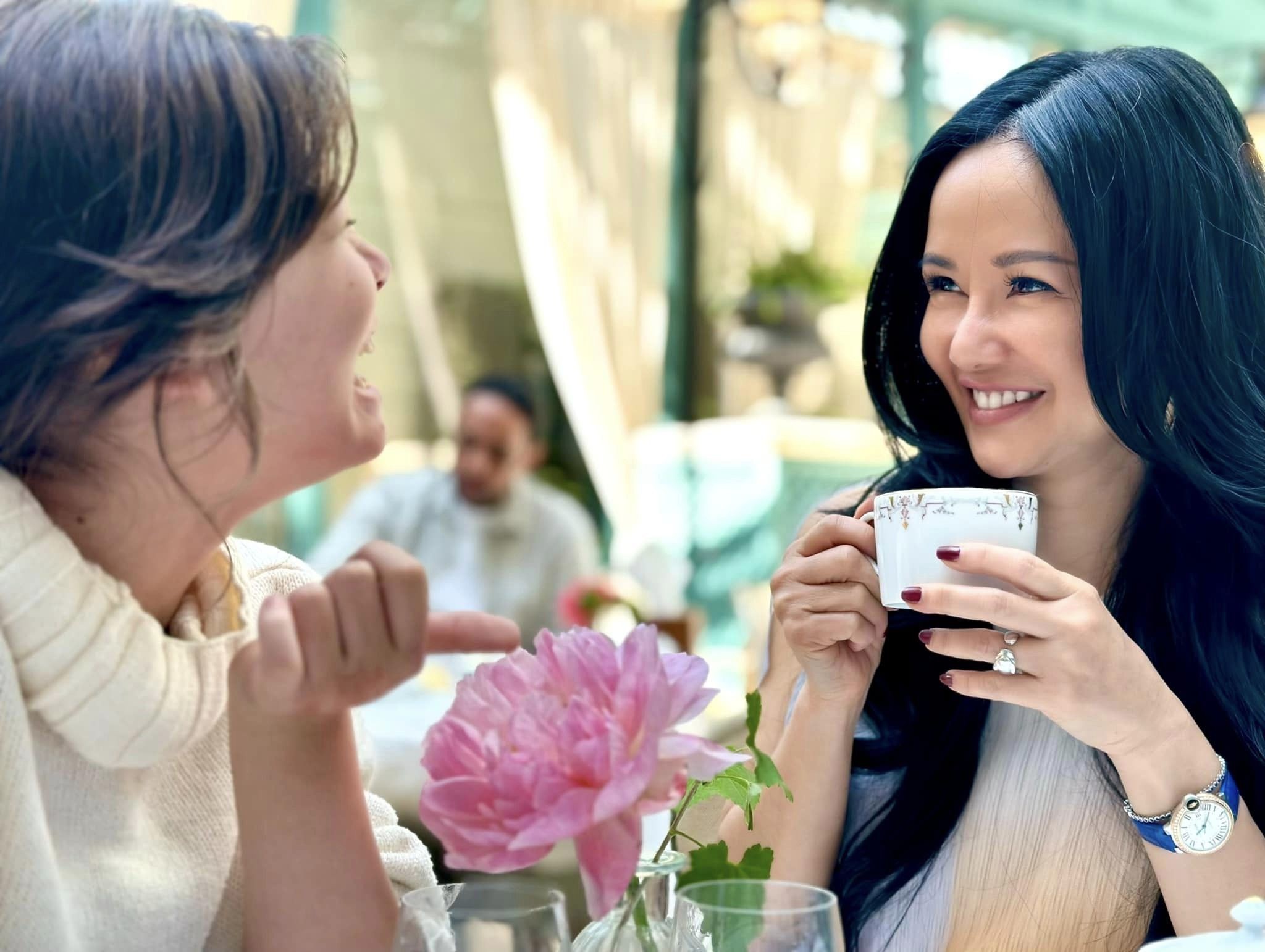 Nhan sắc lão hóa ngược của diva Hồng Nhung. Ảnh FBNV Nhan sắc lão hóa ngược của diva Hồng Nhung. Ảnh FBNV