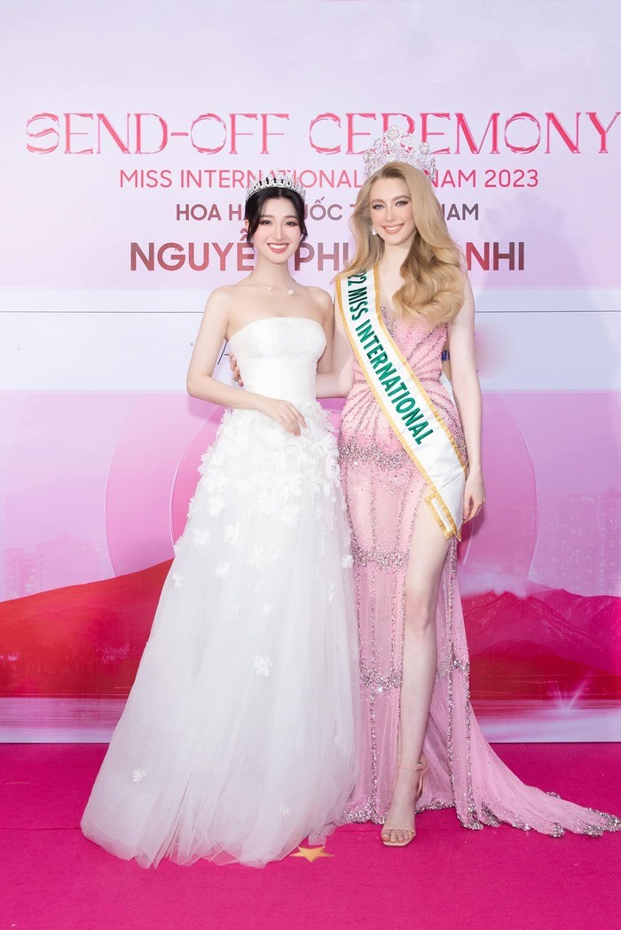 Phương Nhi khoe thành tích đáng ngưỡng mộ trước thềm chinh chiến Miss International 2023 - Ảnh 1 Phương Nhi khoe thành tích đáng ngưỡng mộ trước thềm chinh chiến Miss International 2023 - Ảnh 1