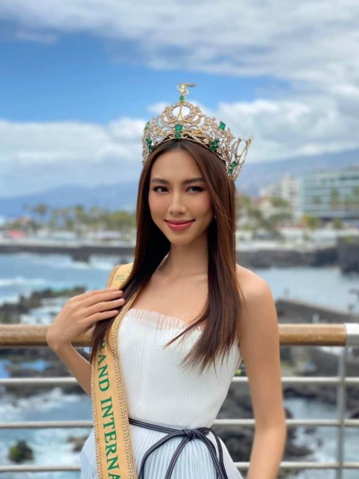 Hoa hậu Nguyễn Thúc Thuỳ Tiên (Ảnh: FBNV) Hoa hậu Nguyễn Thúc Thuỳ Tiên (Ảnh: FBNV)