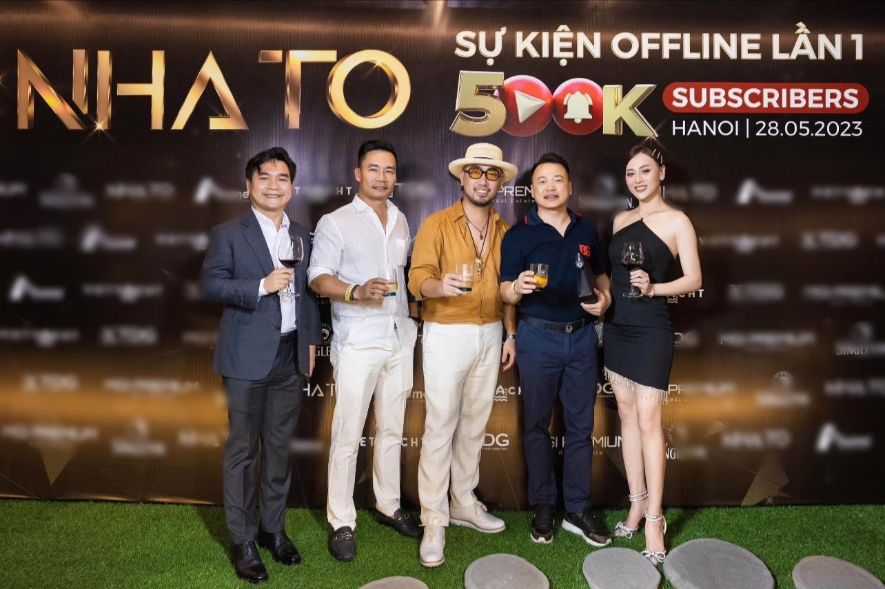Phương Oanh sánh vai Shark Bình tham gia sự kiện. Ảnh: FB Nguyễn Hòa Bình. Phương Oanh sánh vai Shark Bình tham gia sự kiện. Ảnh: FB Nguyễn Hòa Bình.