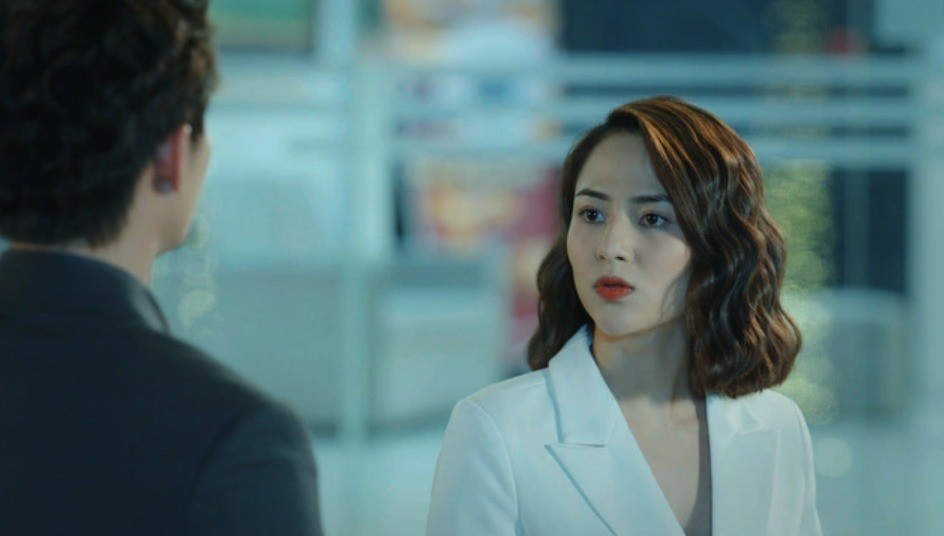 Nhan sắc gợi cảm ngoài đời thực của 3 nữ thư ký hot nhất phim Việt - Ảnh 1 Nhan sắc gợi cảm ngoài đời thực của 3 nữ thư ký hot nhất phim Việt - Ảnh 1