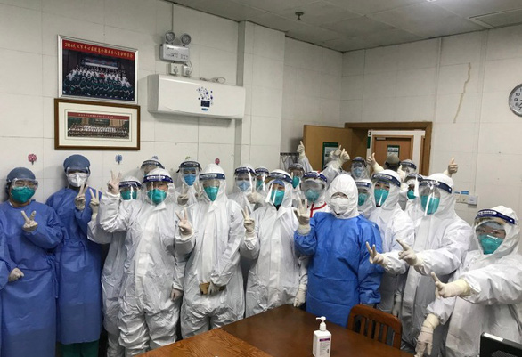 Mỹ đề nghị giúp Trung Quốc chống dịch viêm phổi do virus corona 2