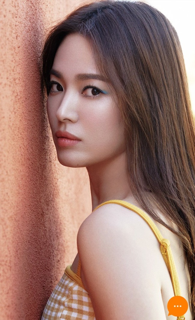 Song Hye Kyo có thái độ lạ khi chồng cũ nghi hẹn hò với luật sư 1 đời chồng 4