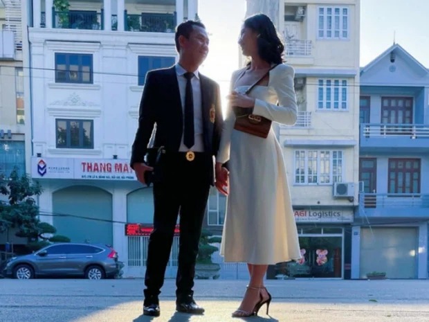 Phản ứng của chồng cũ Lệ Quyên khi bị bạn bè nhắc đến chuyện 'người yêu' mới sau khi ly hôn 2 Phản ứng của chồng cũ Lệ Quyên khi bị bạn bè nhắc đến chuyện 'người yêu' mới sau khi ly hôn 2