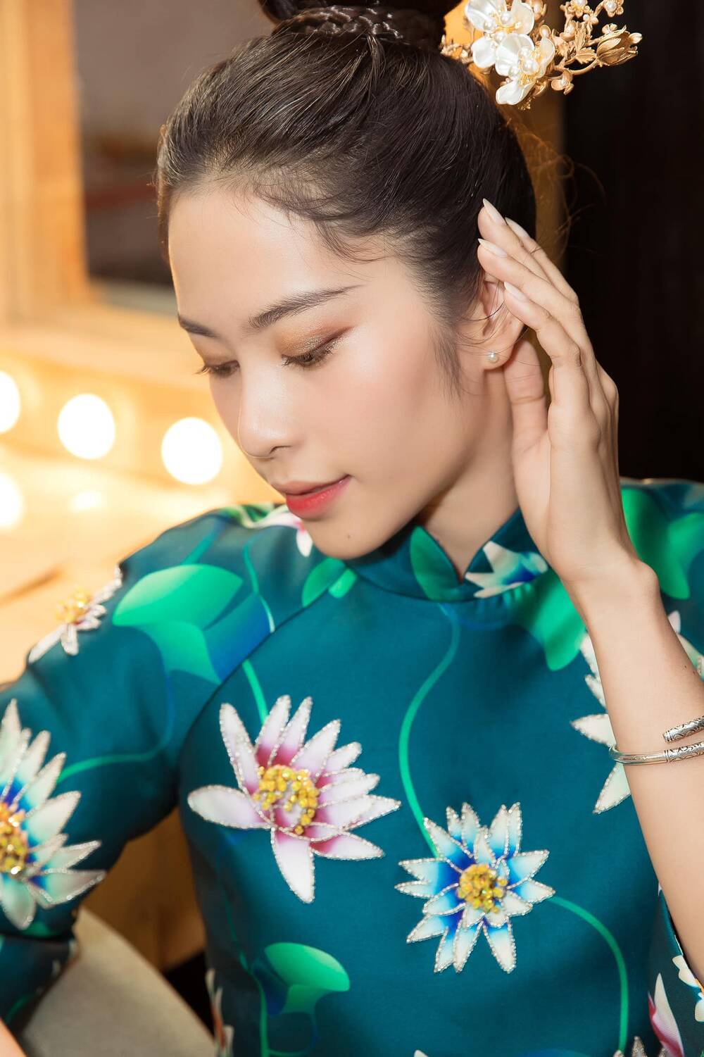Nam Em và Lãnh Thanh 'ngó lơ' nhau tại sự kiện, nghi vấn 'đường ai nấy đi' sau 1 tháng hẹn hò 1 Nam Em và Lãnh Thanh 'ngó lơ' nhau tại sự kiện, nghi vấn 'đường ai nấy đi' sau 1 tháng hẹn hò 1