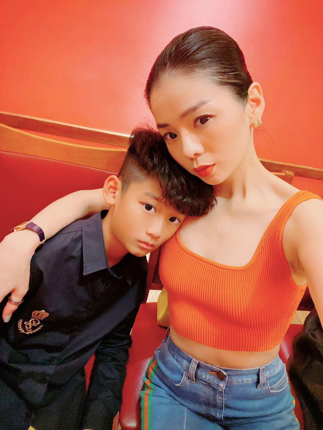 Lệ Quyên lần đầu tiên không thể cùng đón Tết Nguyên đán với con trai hậu ly hôn 3 Lệ Quyên lần đầu tiên không thể cùng đón Tết Nguyên đán với con trai hậu ly hôn 3