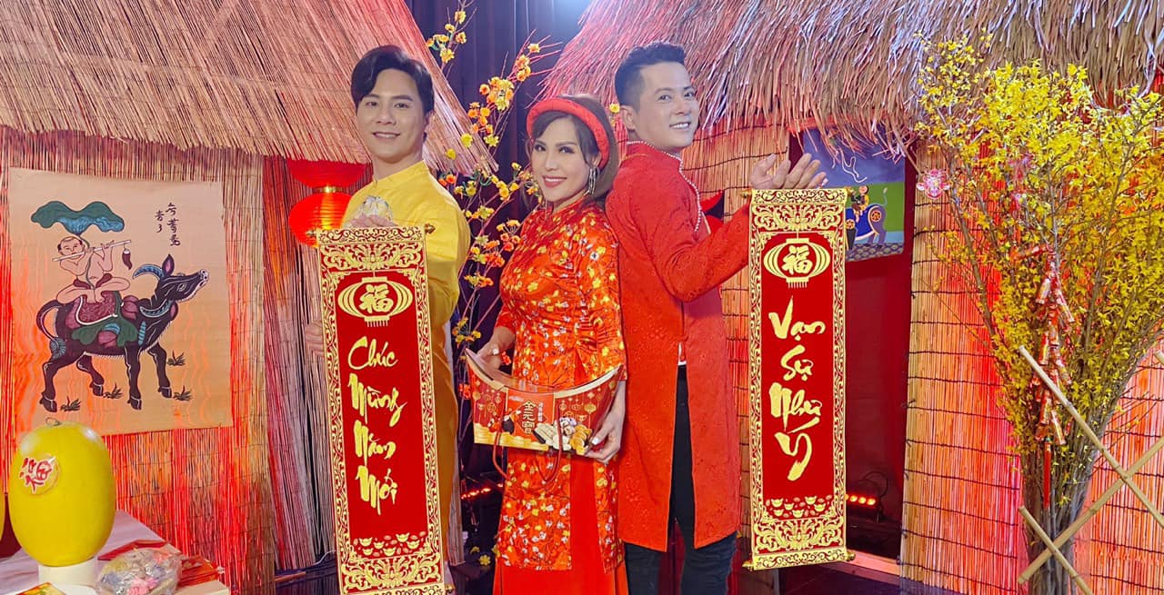 Diễn viên Hoàng Anh thân mật bên 'tình tin đồn' sau khi từ chối quyền nuôi con gái 7 Diễn viên Hoàng Anh thân mật bên 'tình tin đồn' sau khi từ chối quyền nuôi con gái 7