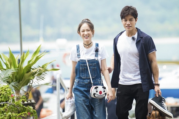 Sao nữ 'Hoàng tử ếch' Trần Kiều Ân kết hôn với bạn trai ngoại quốc kém 9 tuổi? 2 Sao nữ 'Hoàng tử ếch' Trần Kiều Ân kết hôn với bạn trai ngoại quốc kém 9 tuổi? 2